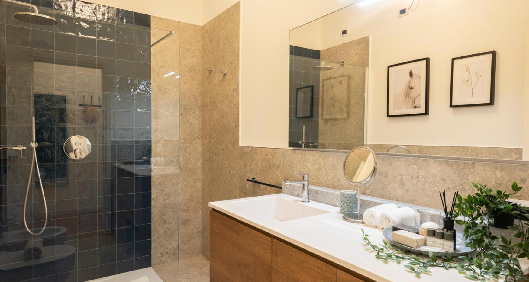 Charming Joivy Flat Next To Duomo Di Como Buitenkant foto